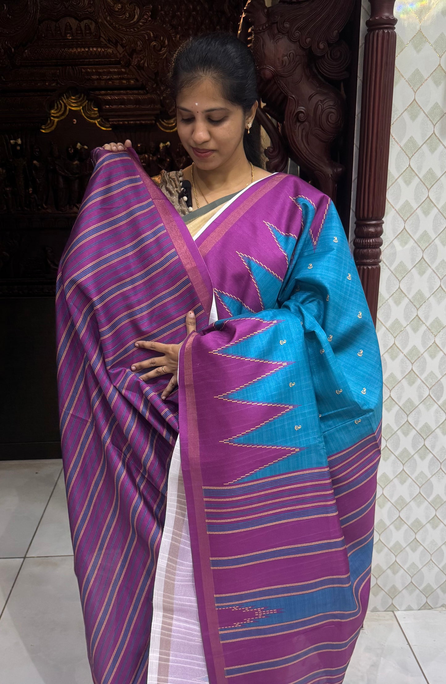 Art Tussar Silk Sarees With Temple Border | DSM120