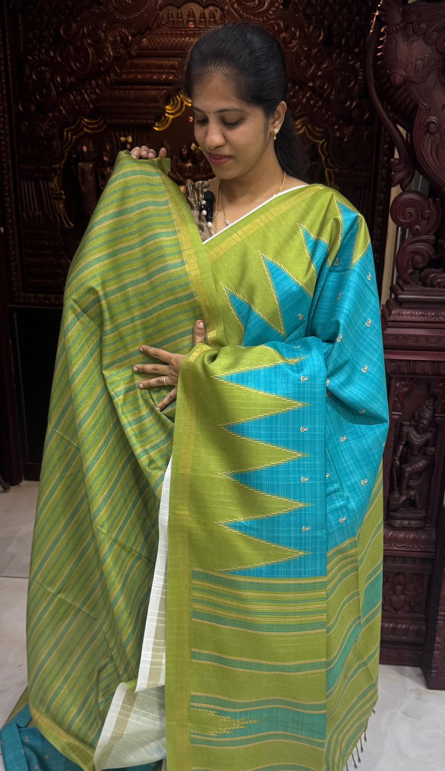Art Tussar Silk Sarees With Temple Border | DSM120