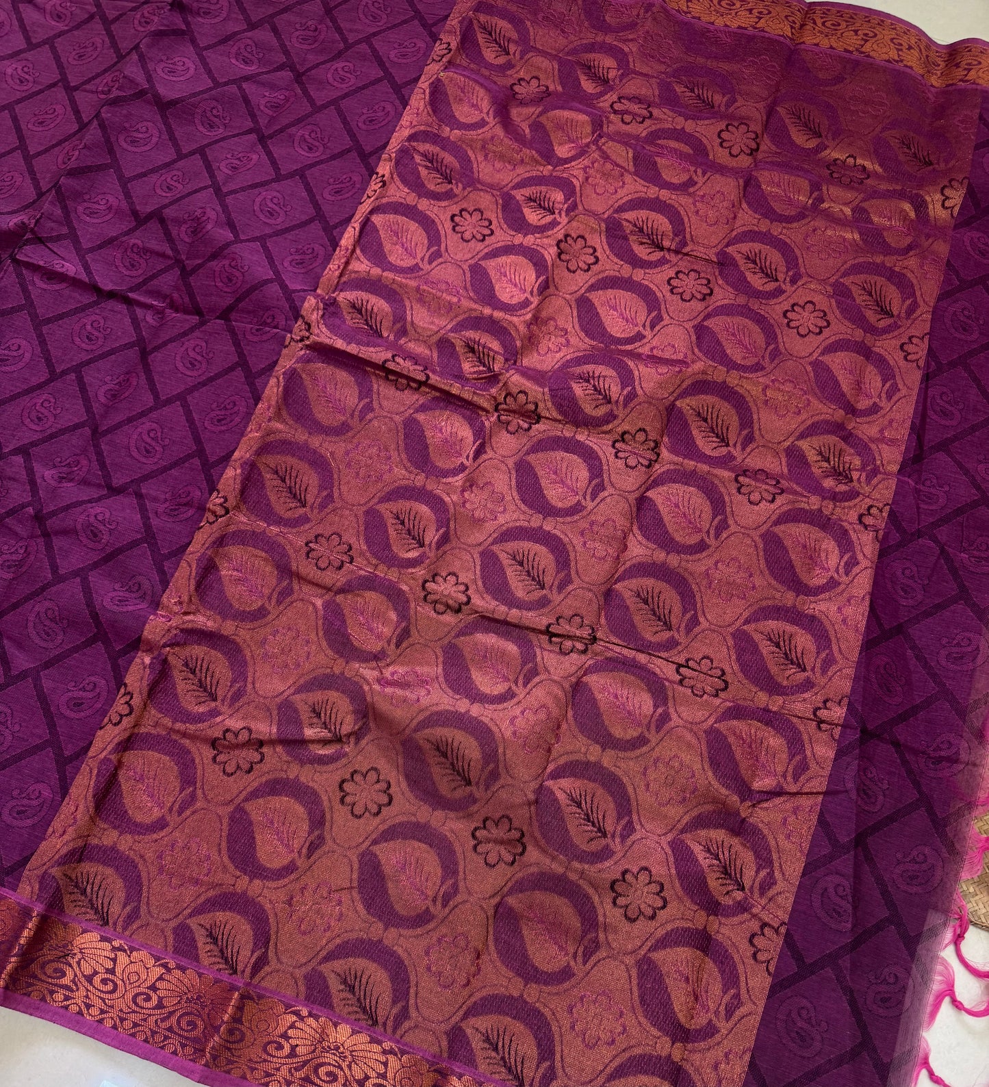 Kovai Pure Cotton Embossed Saree| DSO002