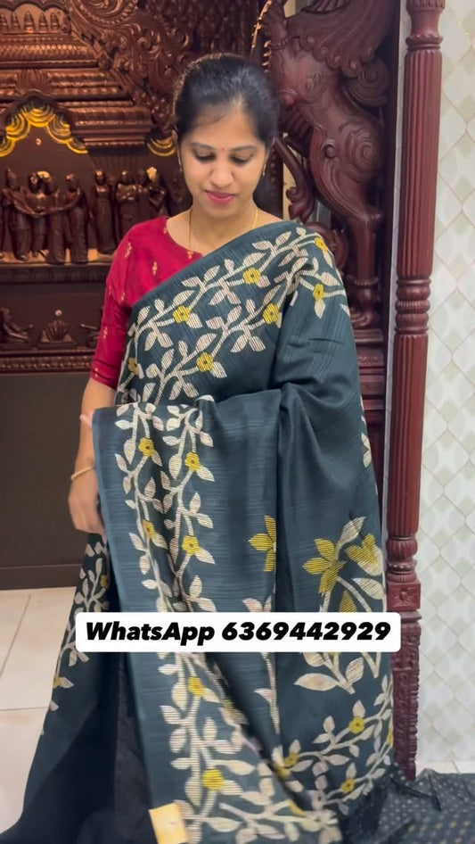 Budget friendly bamboo cotton saree

Bottle green colour💚

Bookings available in WhatsApp 636944292
