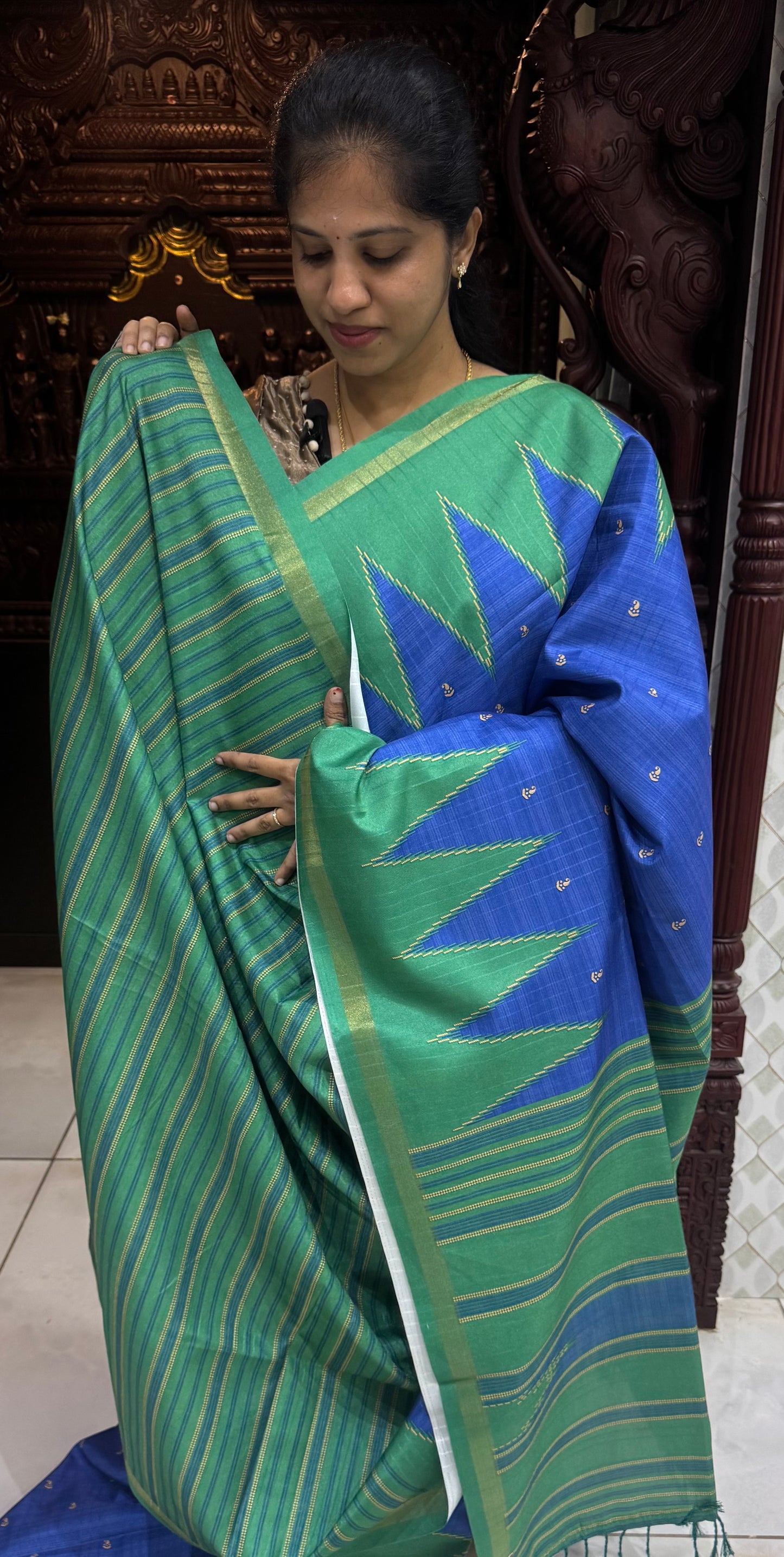 Art Tussar Silk Sarees With Temple Border | DSM120