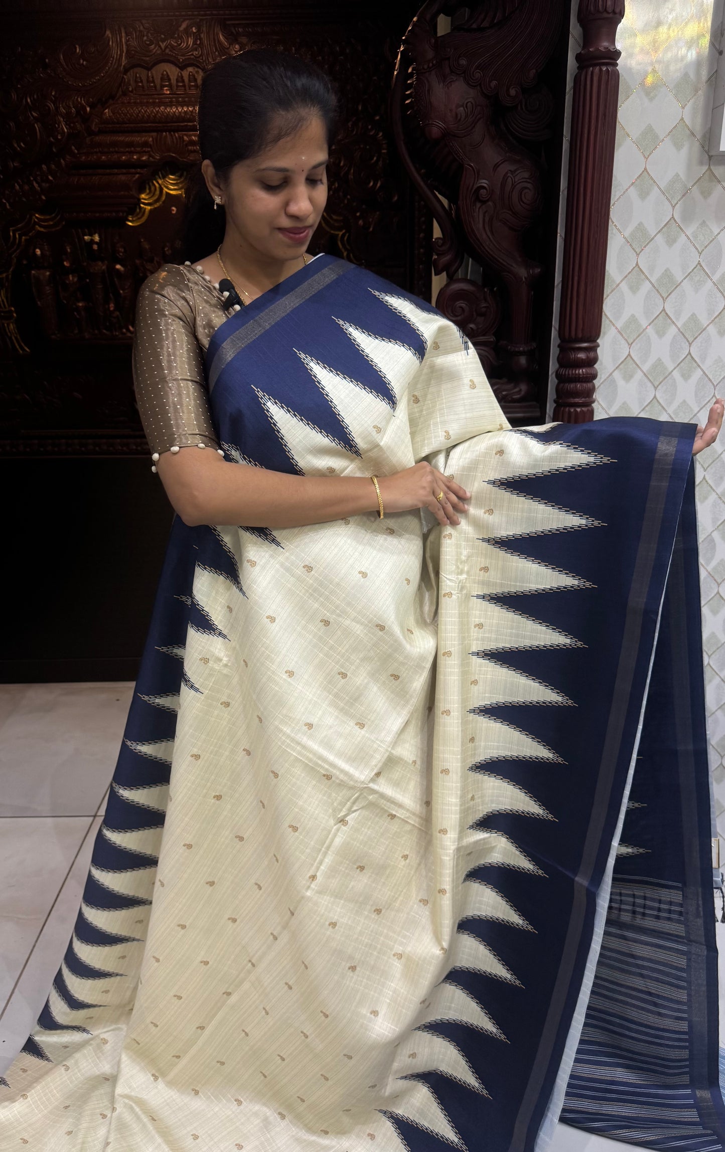 Art Tussar Silk Sarees With Temple Border | DSM120