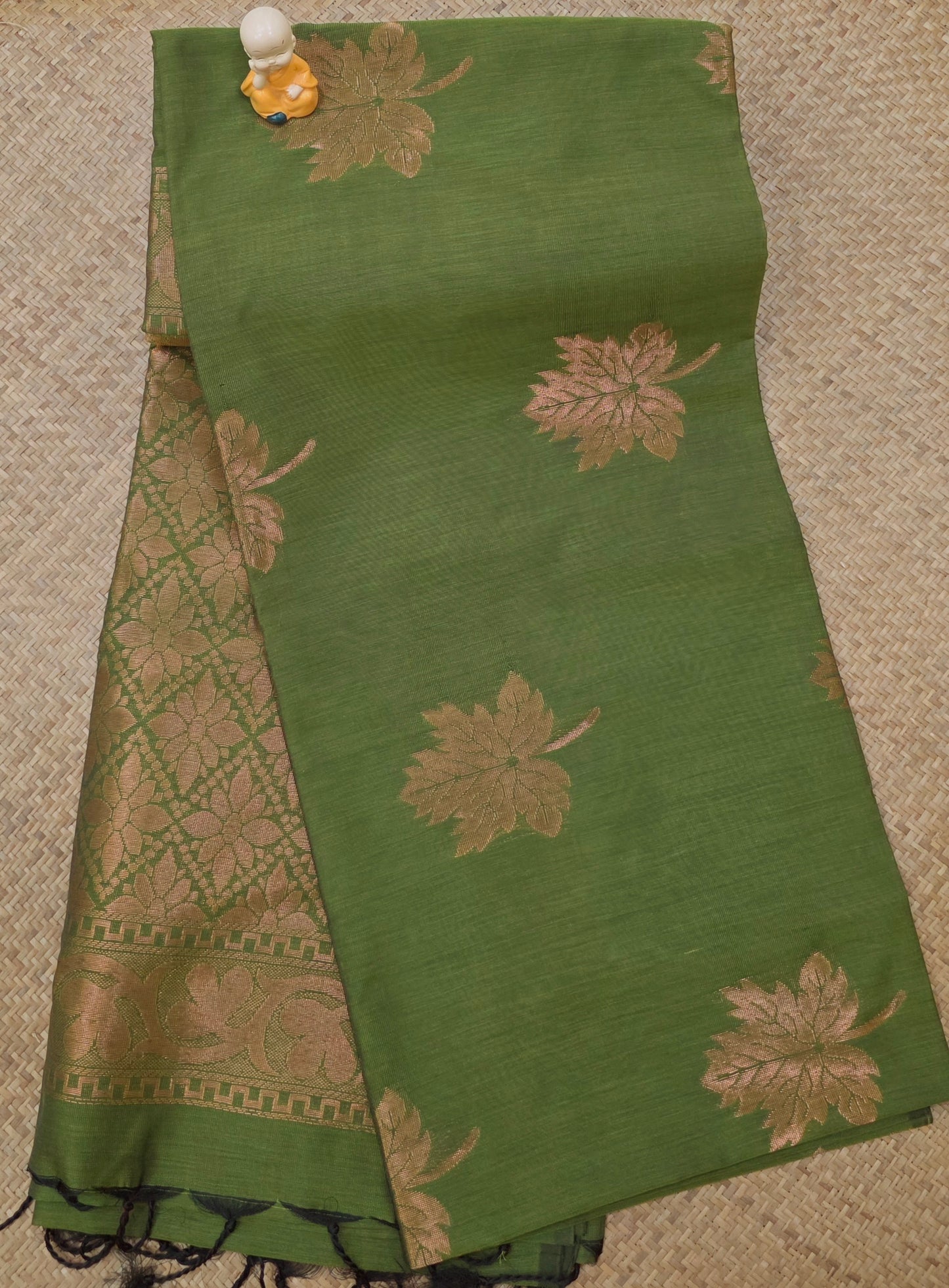 Borderless Soft Cotton Butta | DSD002